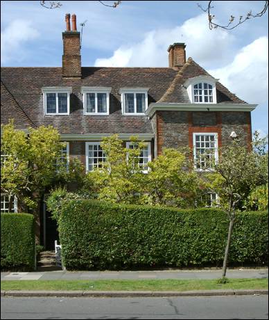 23 Meadway